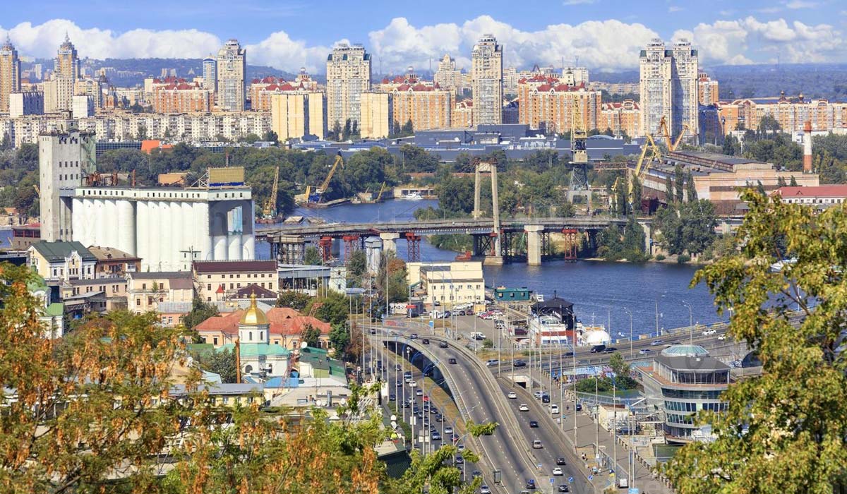 Что реально происходит со стоимостью квартир, офисов или загородных домов в Киеве